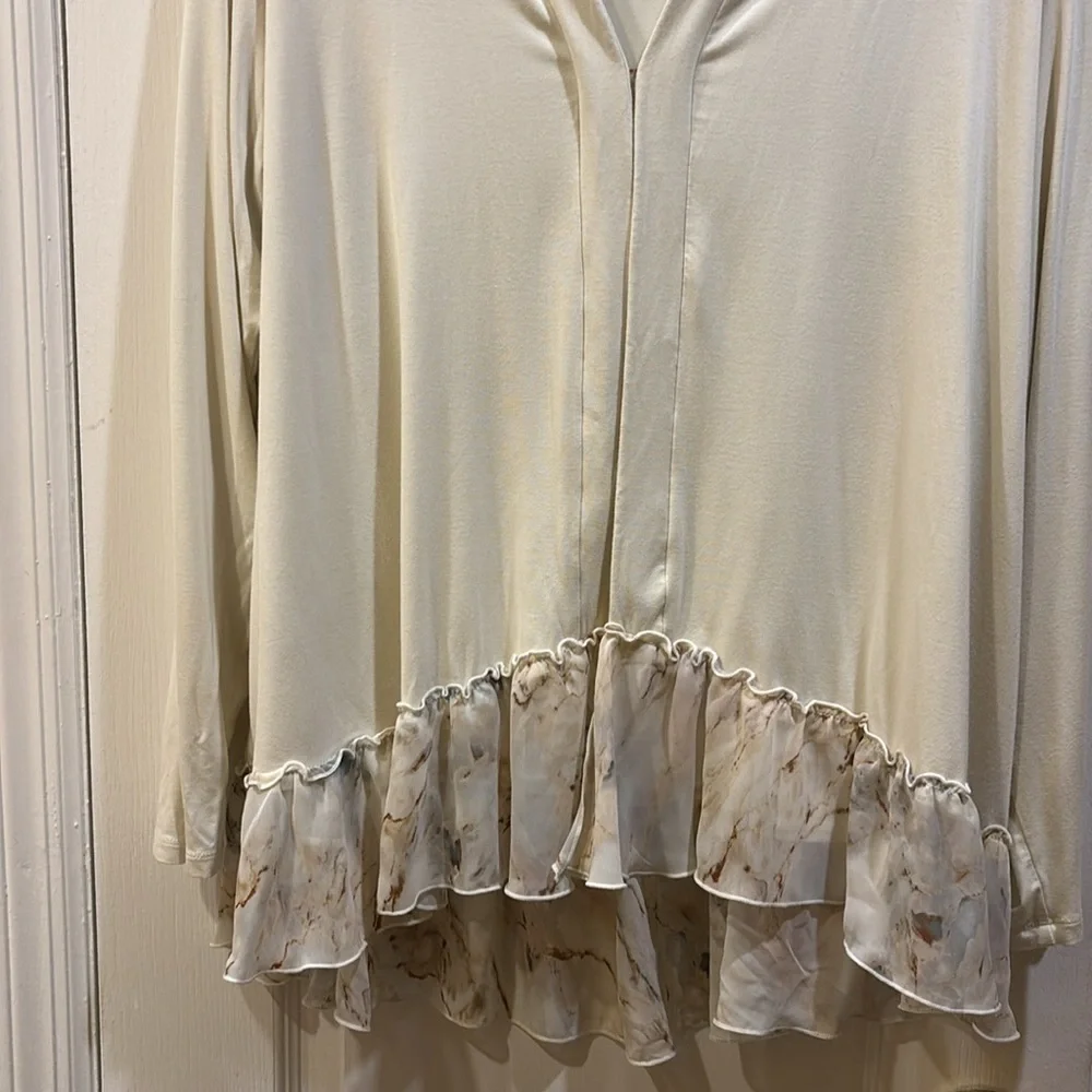 LOGO by Lori Goldstein Cream Light Weight Jacket HiLo Floral Sheer Ruffle Hem